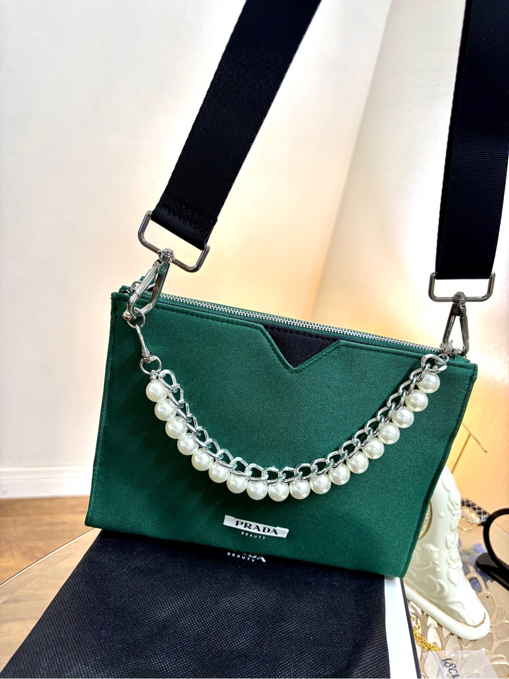 Prada - Picture 3 of 14